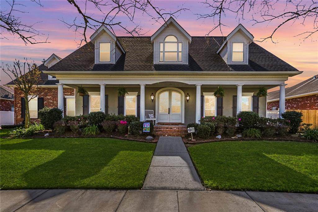 103 Laura Lane - Photo 1