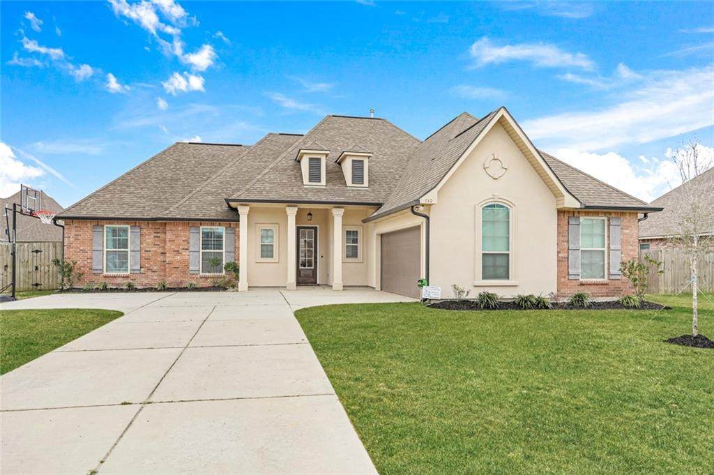740 English Oak Drive - Photo 1