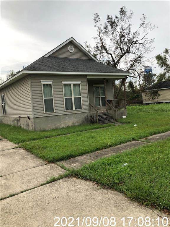 2414 Deslonde Street - Photo 1