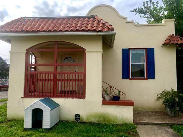 4200 Johnson Street - Photo 1