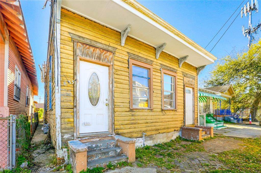 1631 33 Frenchmen Street - Photo 1