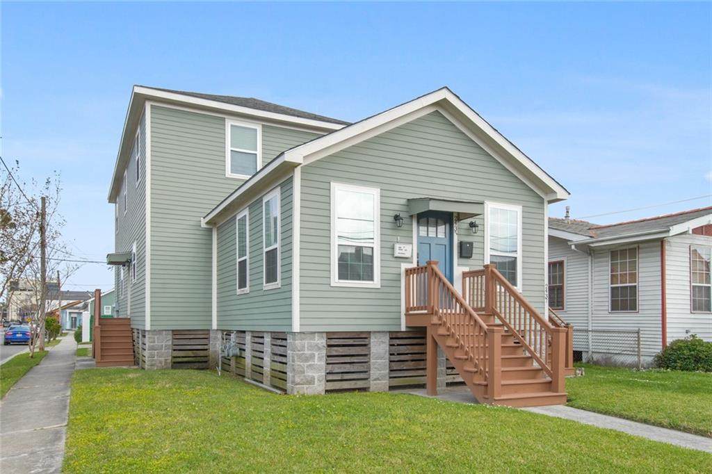2435 37 Robert Street - Photo 1