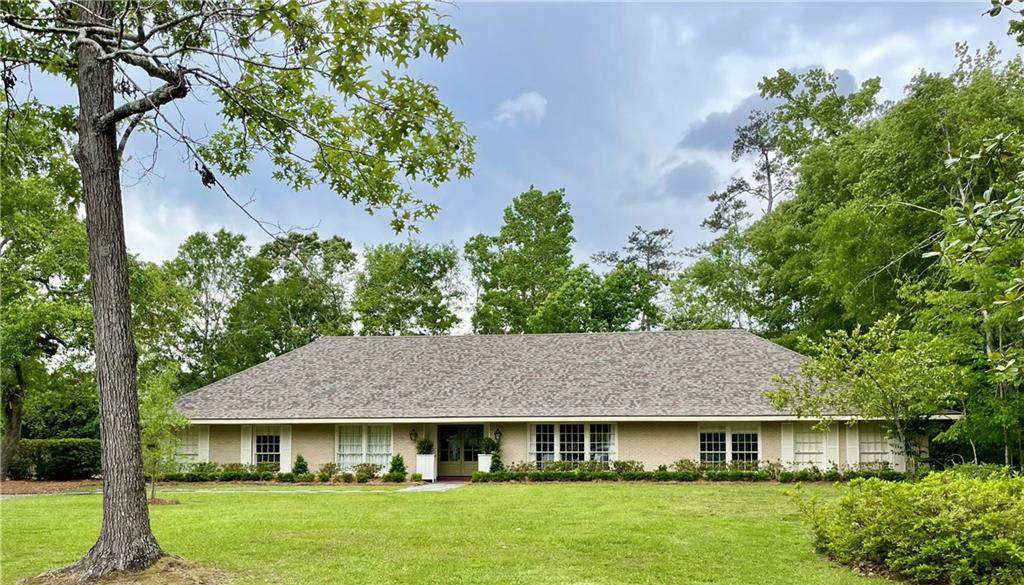 2 Holly Lane - Photo 1