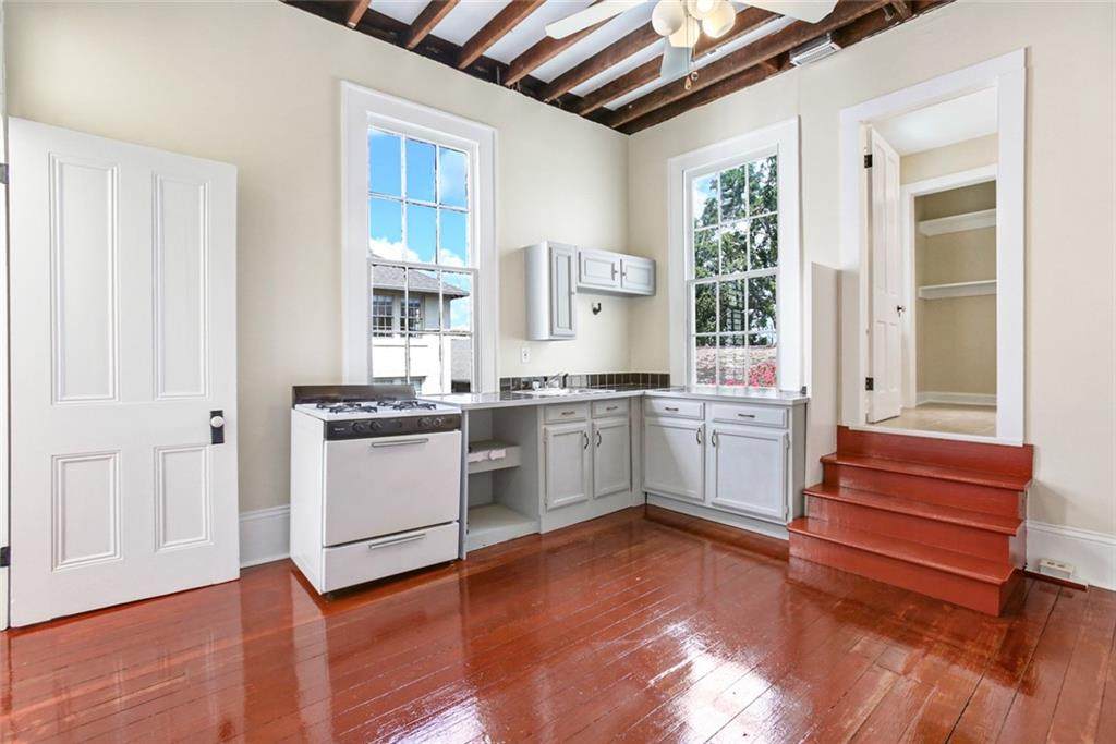 4223 Saint Charles Avenue - Photo 1