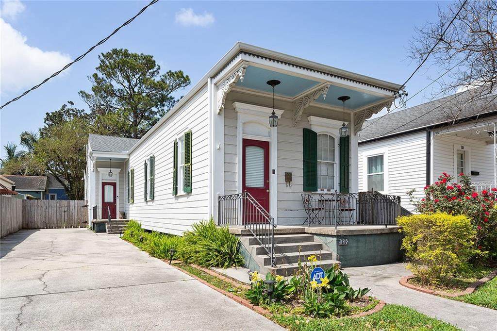 124 Lafayette Street - Photo 1