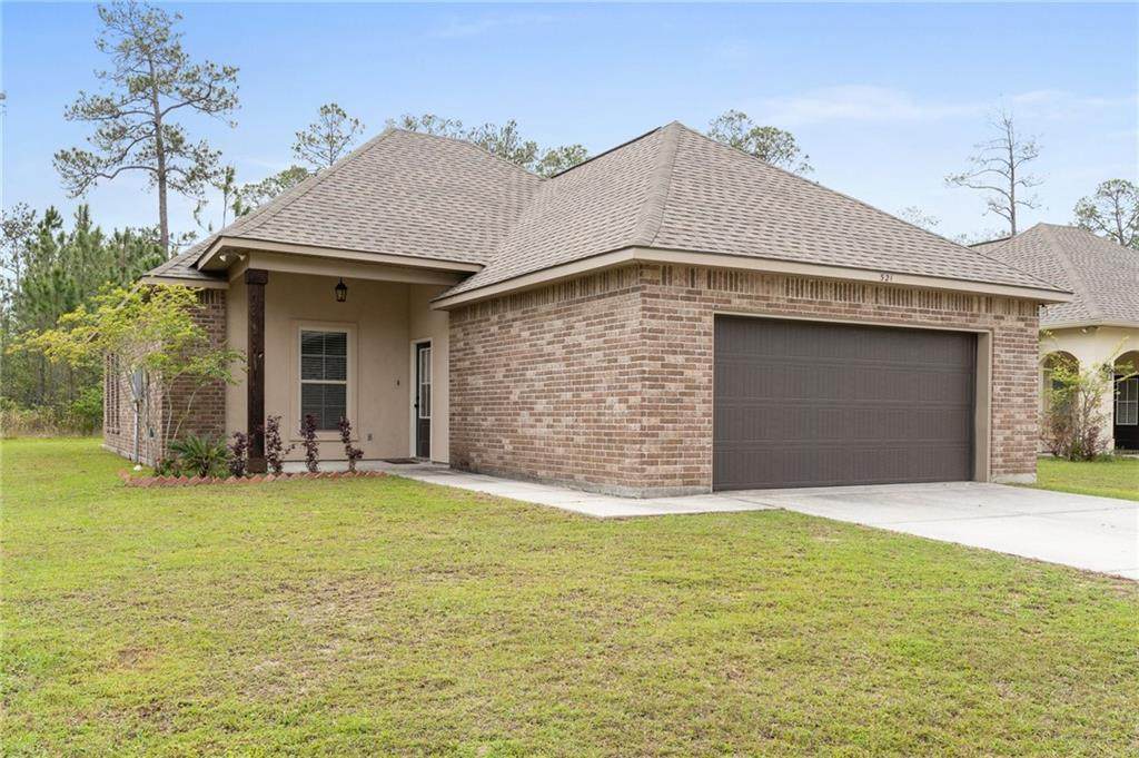 521 Oakley Boulevard - Photo 1