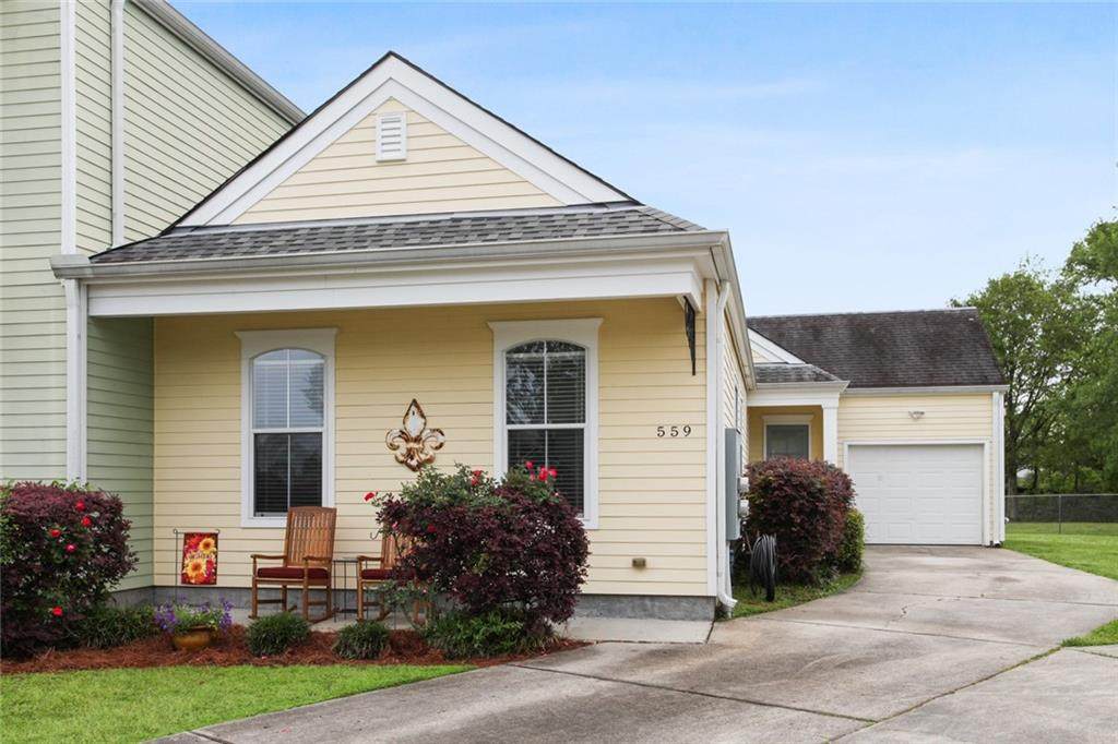 559 Oak Glen Drive - Photo 1