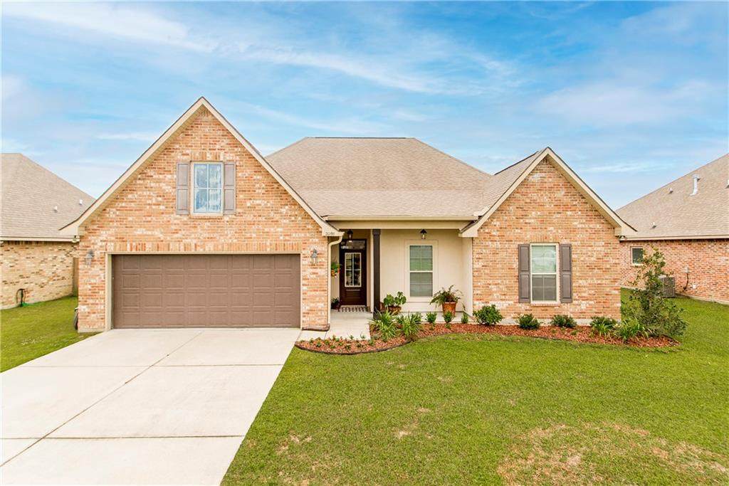 20198 Deveron Drive - Photo 1