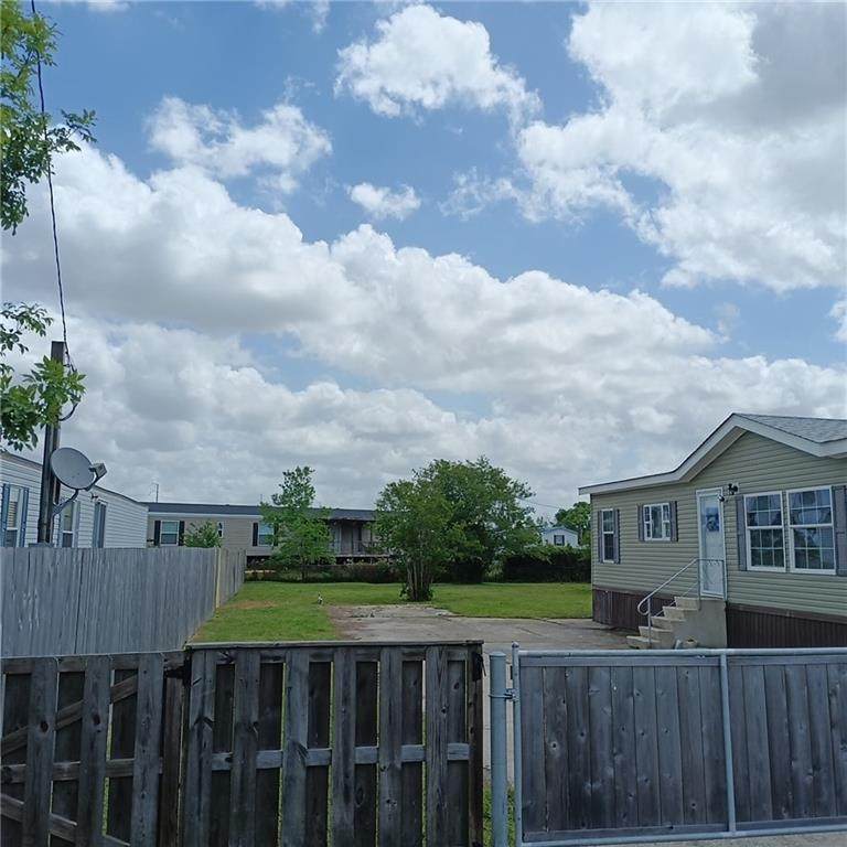 328 Eisenhower Street - Photo 1