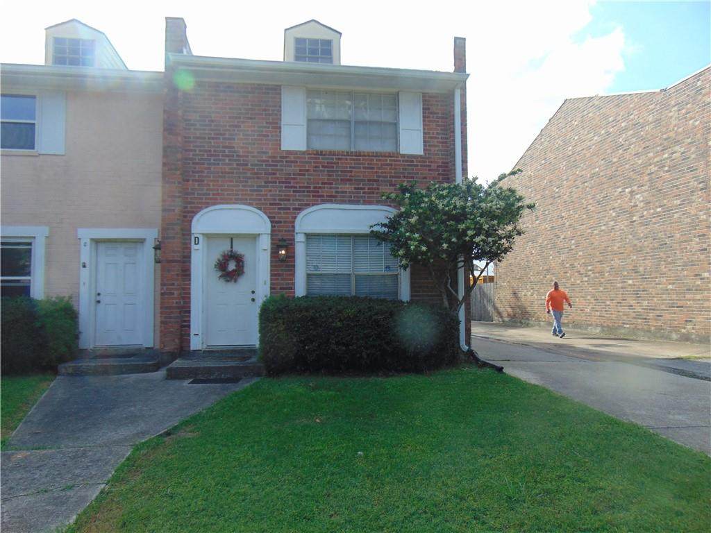 4133 Chateau Boulevard - Photo 1