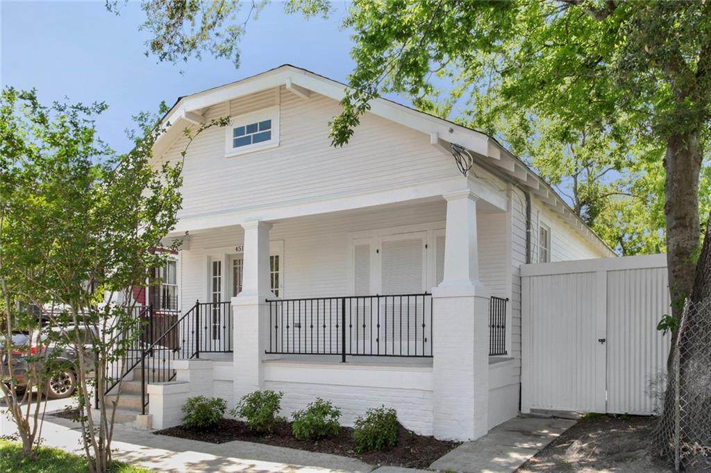 4512 Robertson Street - Photo 1