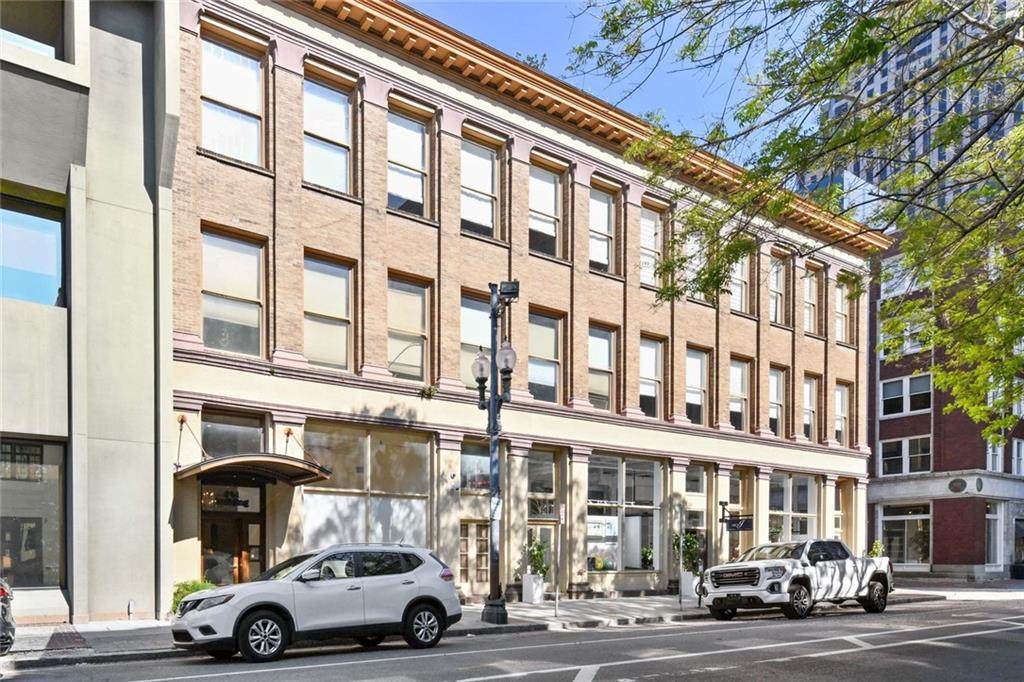 601 Baronne Street - Photo 1