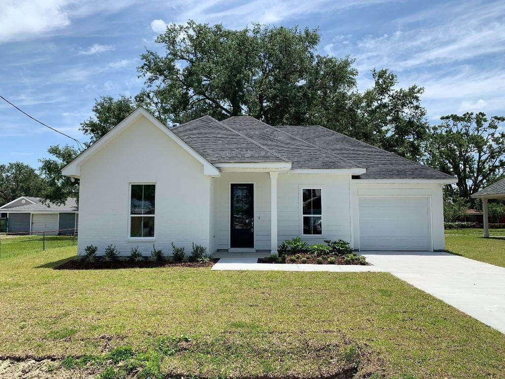 145 St. Charles Place - Photo 1