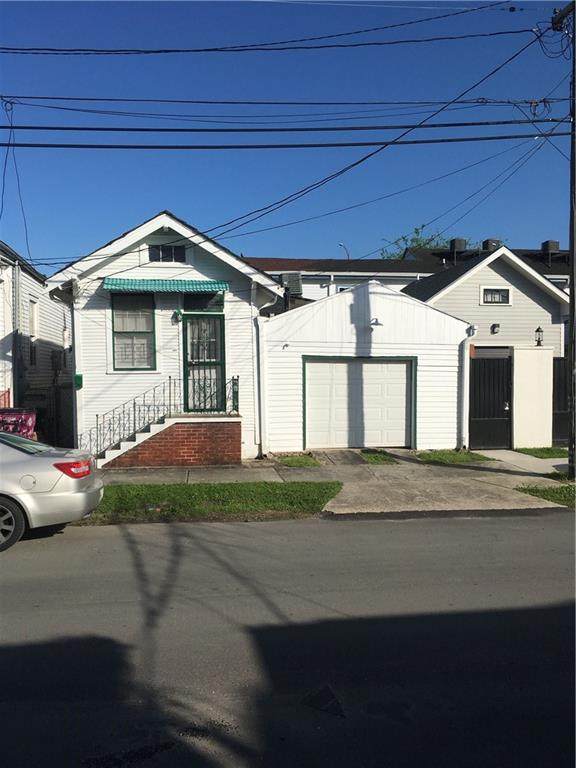 914 N Derbigny Street - Photo 1