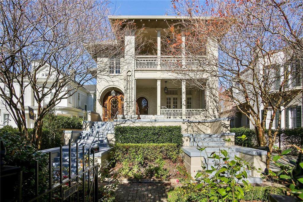 4909 11 St Charles Avenue - Photo 1