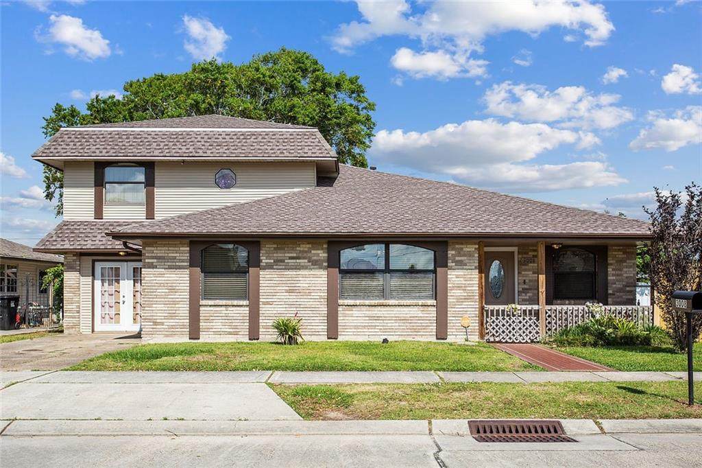3008 Veronica Drive - Photo 1