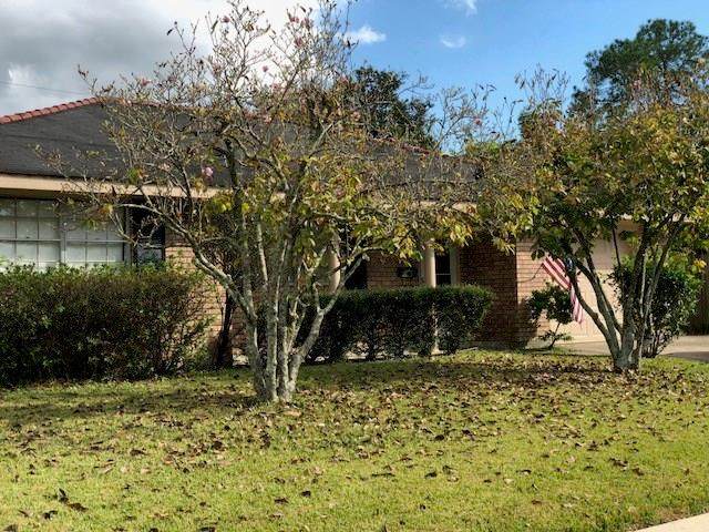 3220 Somerset Drive - Photo 1