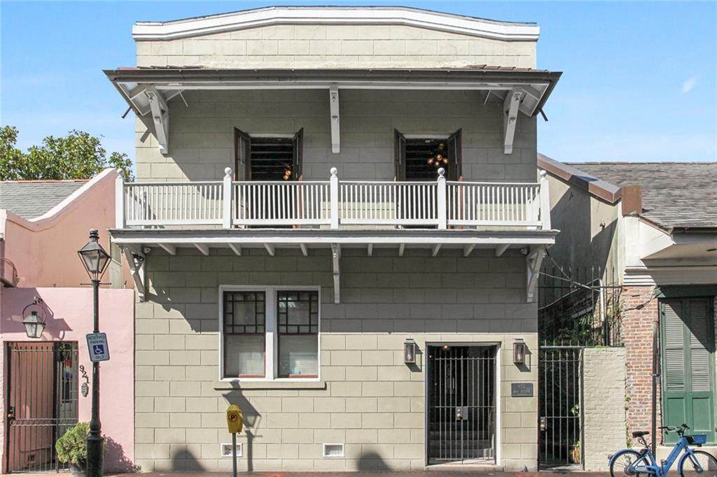 915 St. Louis Street - Photo 1