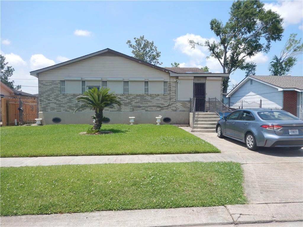 501 Mockingbird Lane - Photo 1