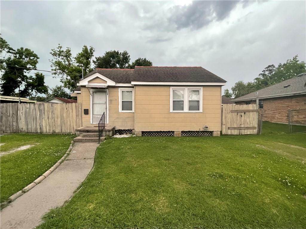 1207 Clay Street - Photo 1