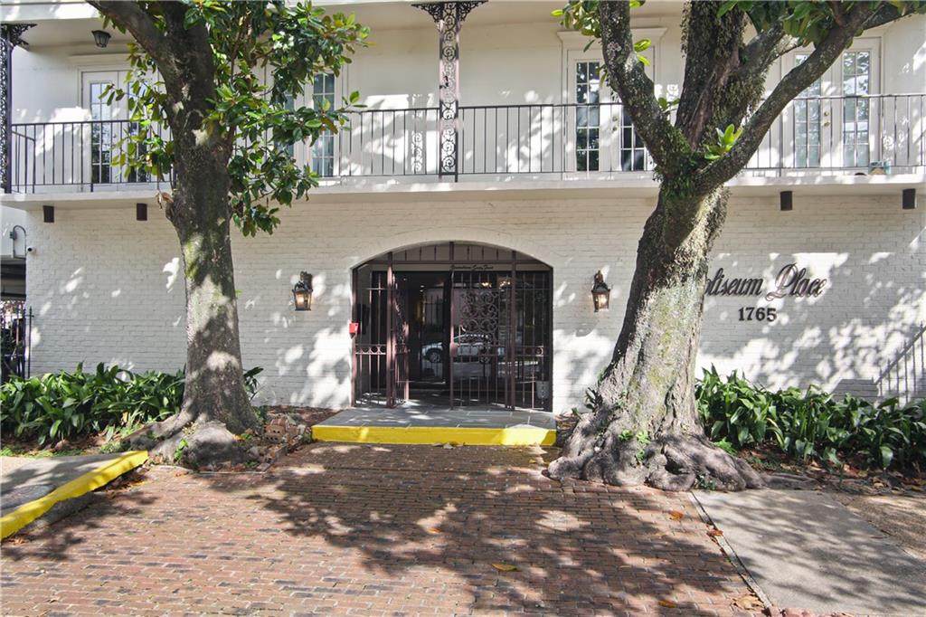 1765 Coliseum Street - Photo 1