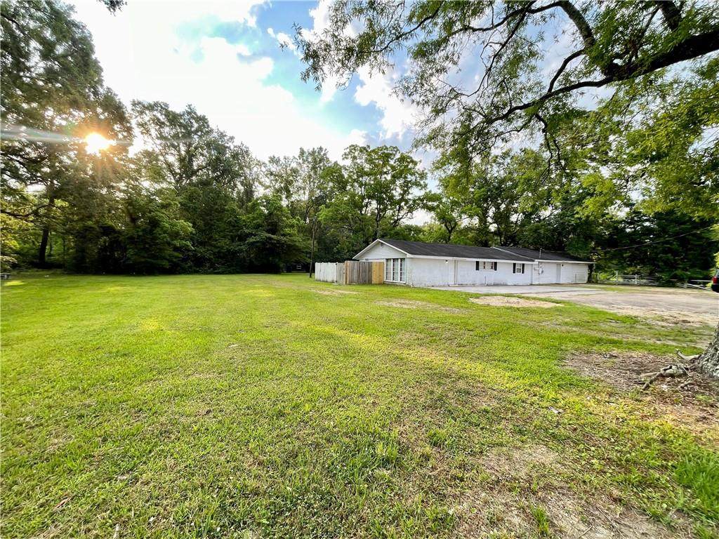 41274 Range Road - Photo 1