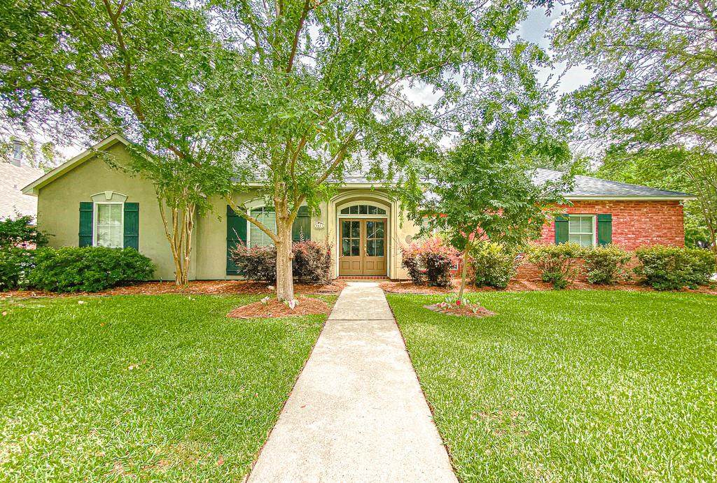 3011 Pine Place - Photo 1