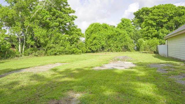 1032 Deslonde Street - Photo 1