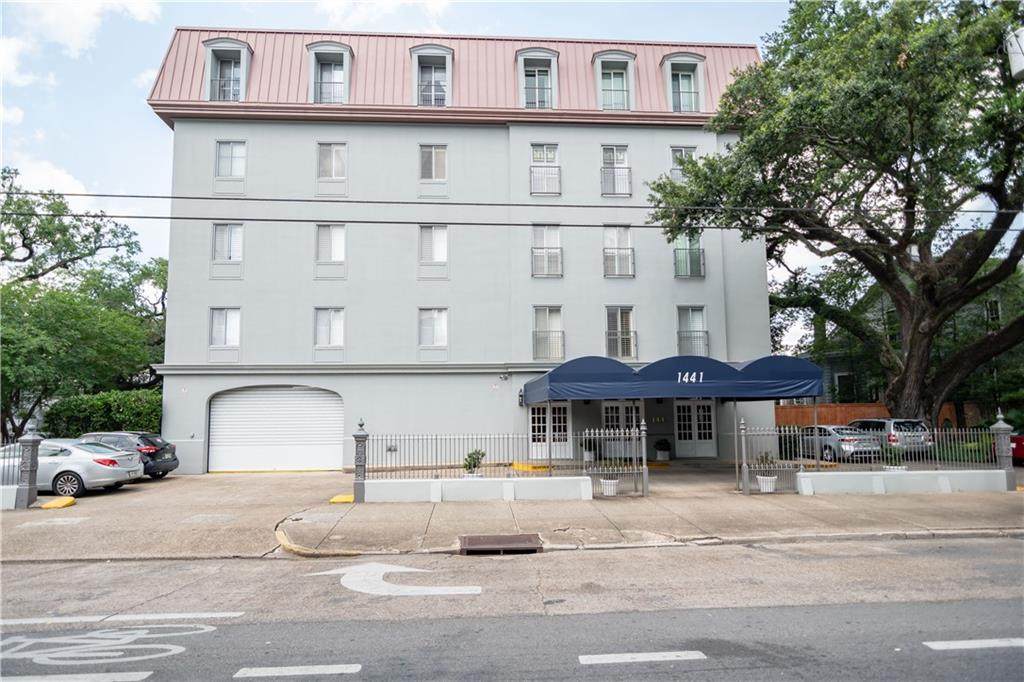 1441 Jackson Avenue - Photo 1