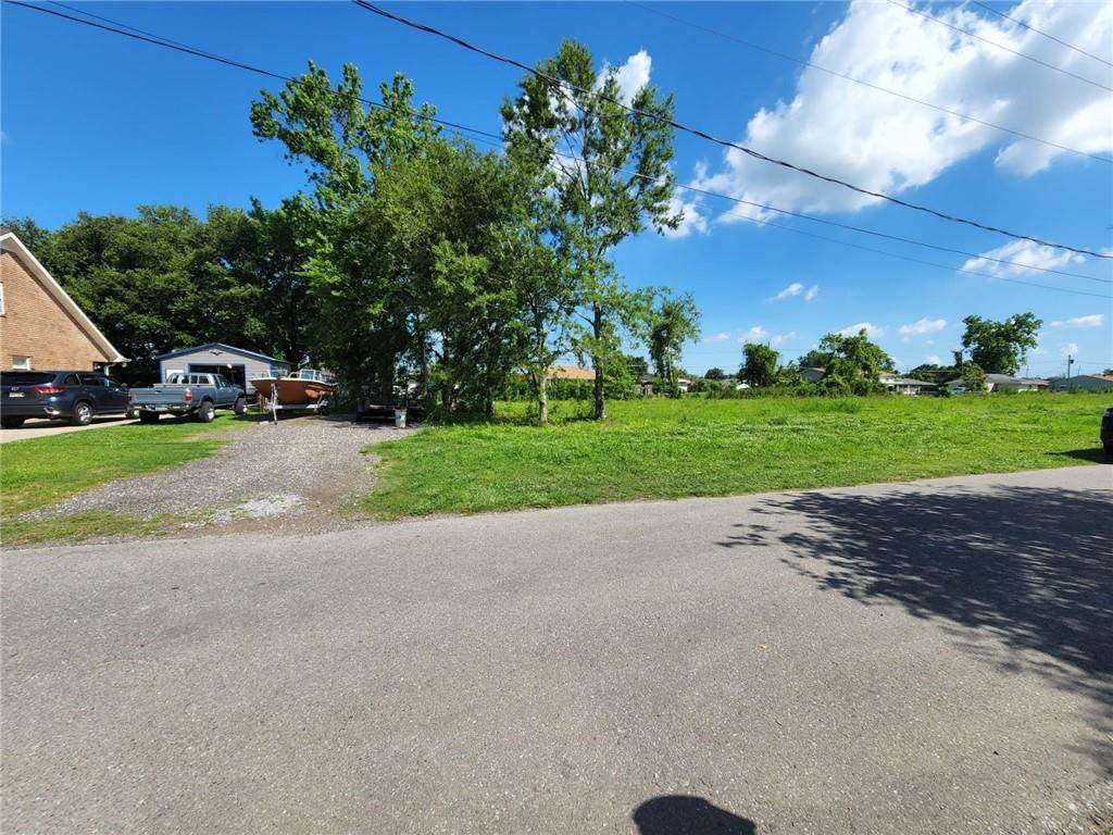 2124 Allo Mumphrey Drive - Photo 1