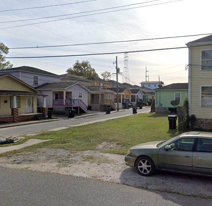 8922 Willow Street - Photo 1