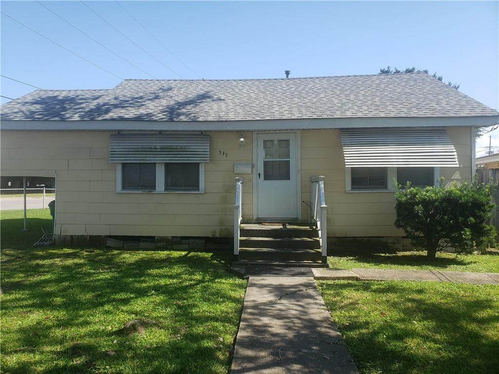 535 Hesper Avenue - Photo 1