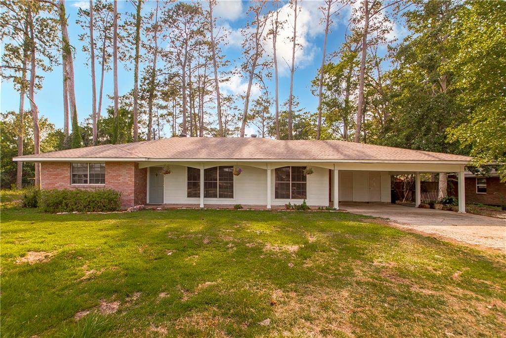 107 Elm Drive - Photo 1