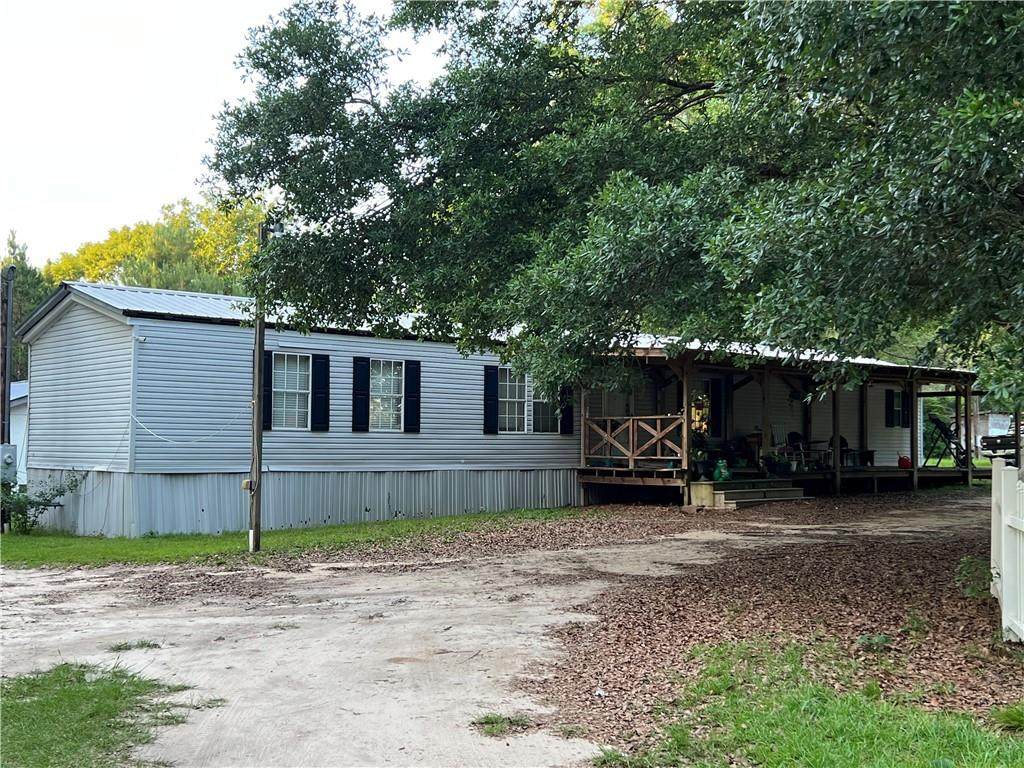 592 Beach Road - Photo 1