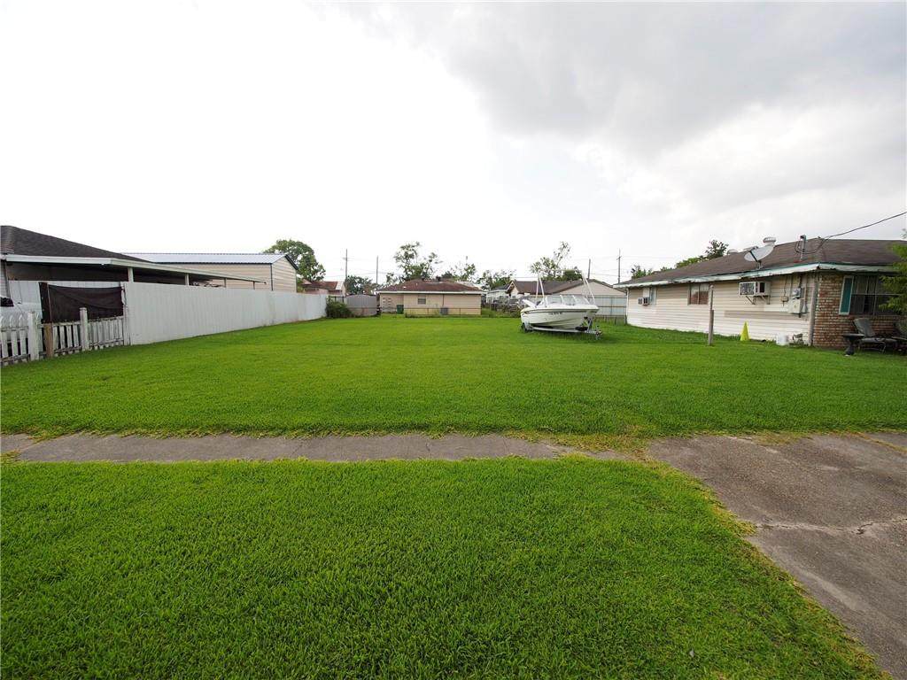 190 Laroussini Street - Photo 1
