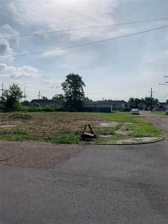 3101 Laussat Place - Photo 1