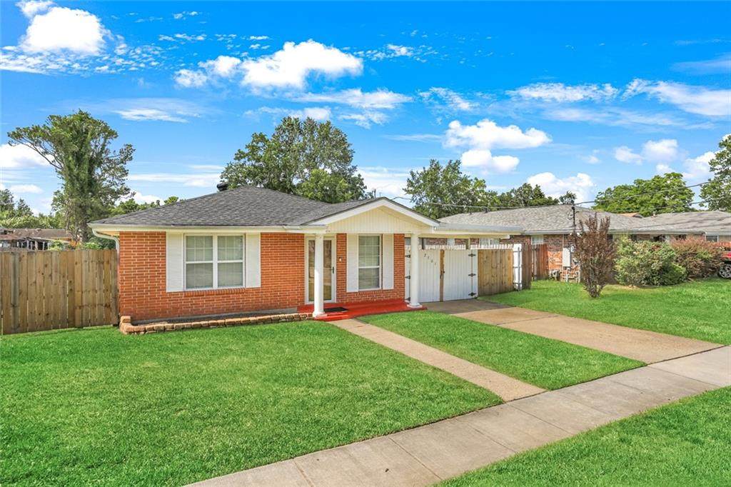 2501 Reunion Drive - Photo 1