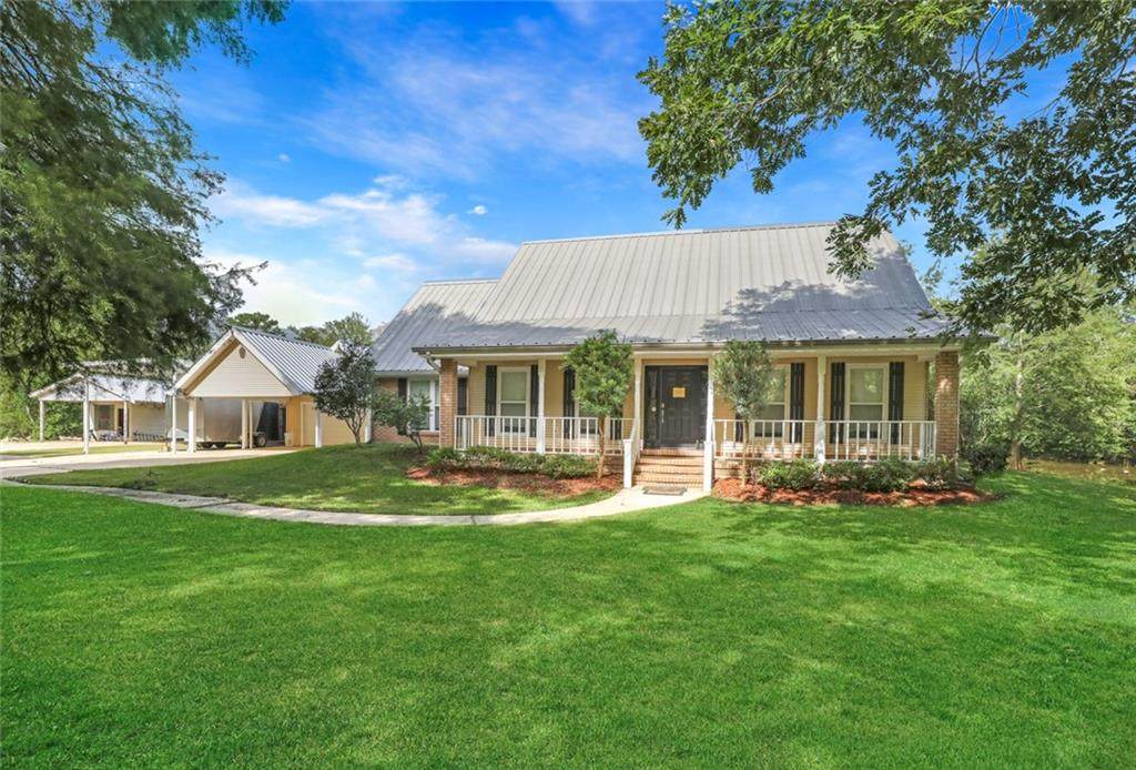106 Forest Drive - Photo 1