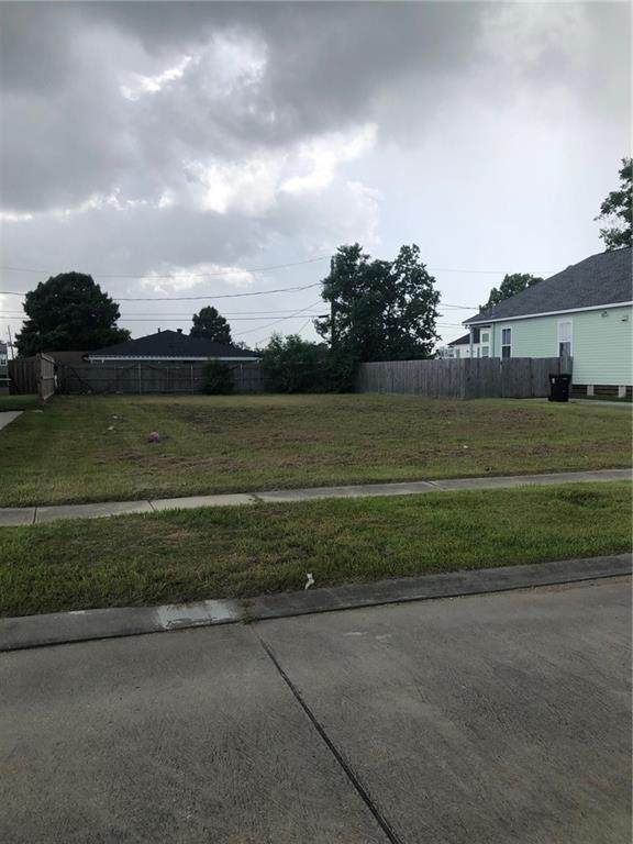 108 Seal Drive - Photo 1