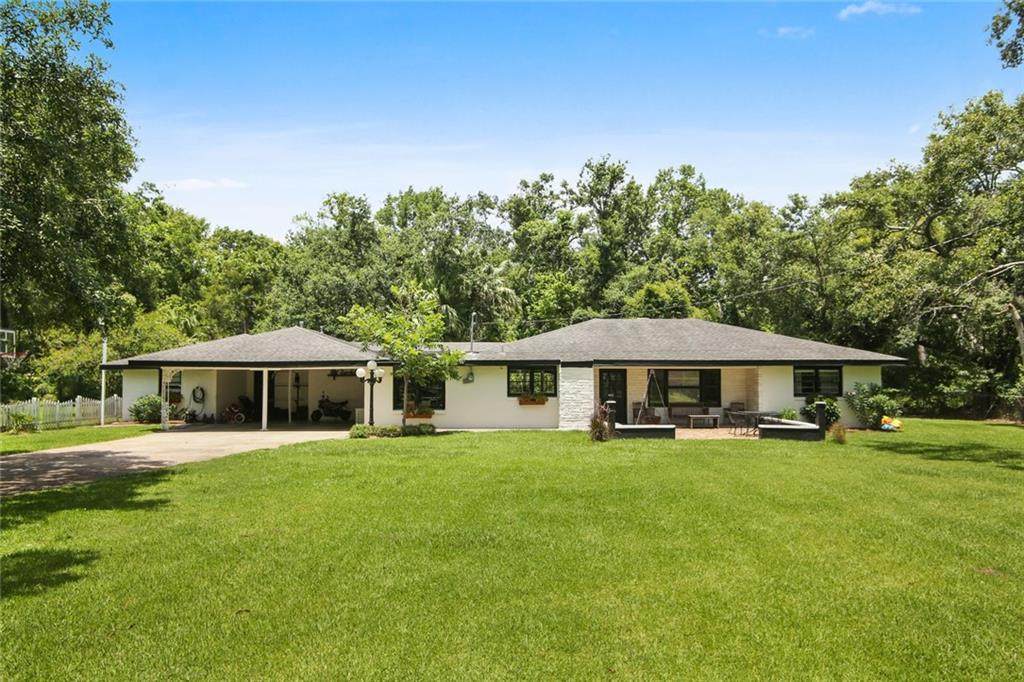 336 Oak Avenue - Photo 1