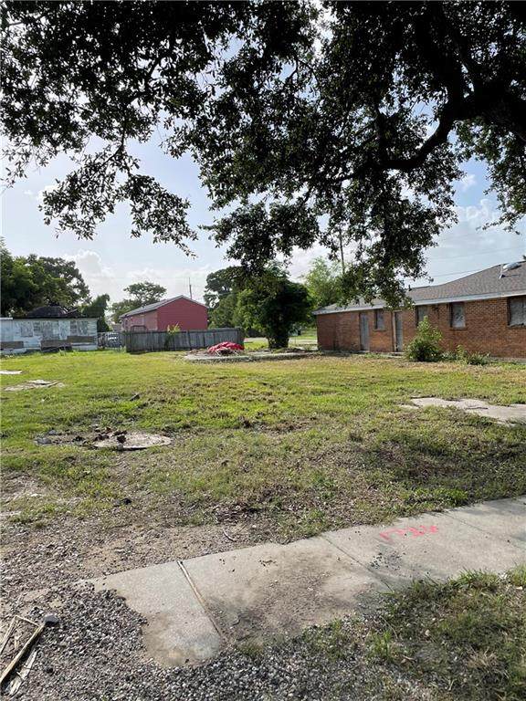 1738 Alabo Street - Photo 1