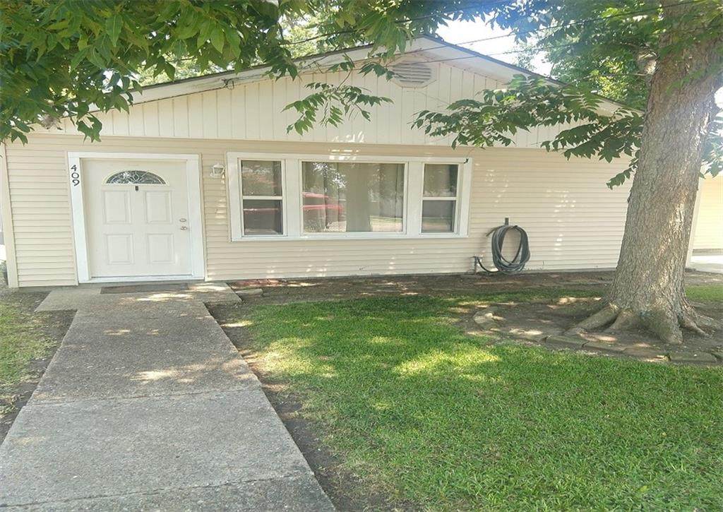 409 Grove Avenue - Photo 1