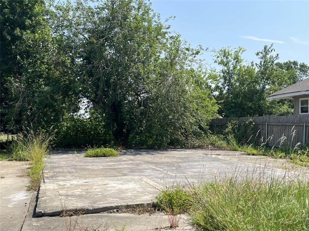 107 3RD Street - Photo 1