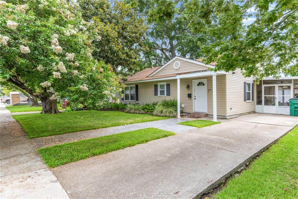 426 Metairie Ht Avenue - Photo 1