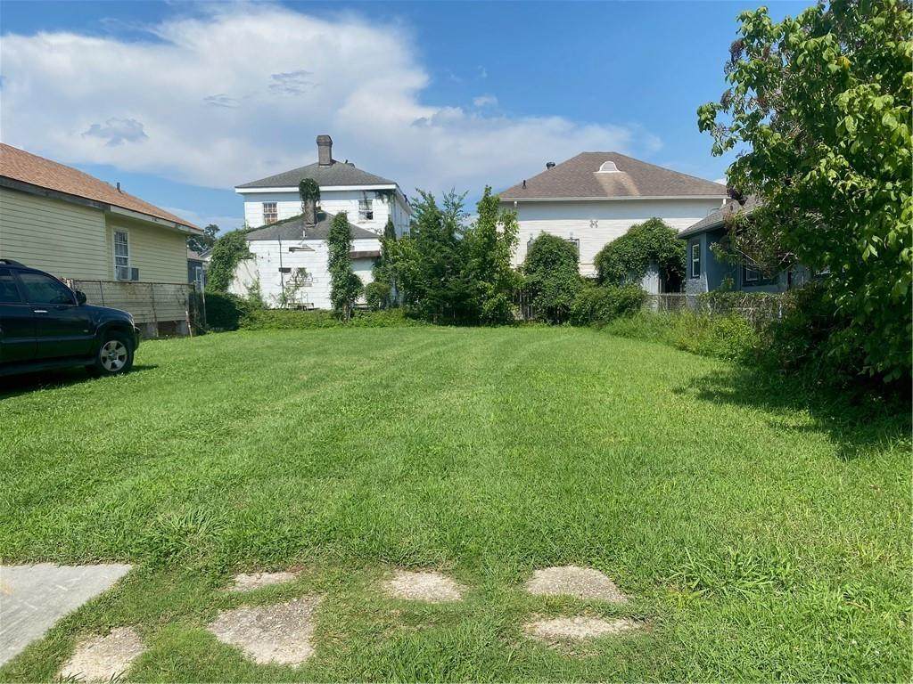 2605 General Taylor Street - Photo 1