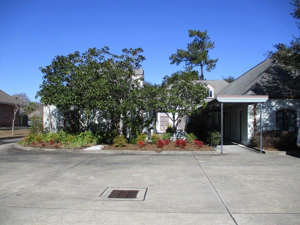 2800 Gause Boulevard - Photo 1