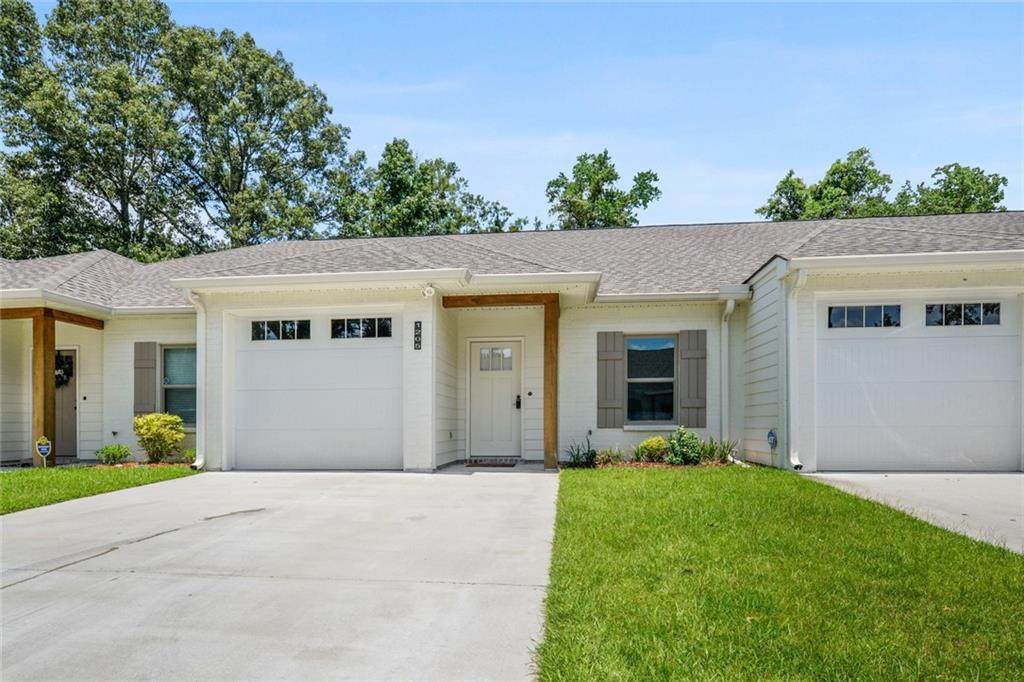 1205 Olde Oaks Drive - Photo 1
