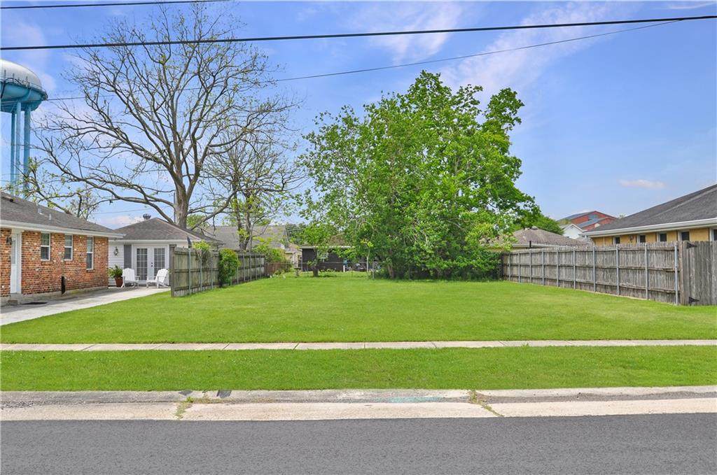 1222 Aycock Street - Photo 1