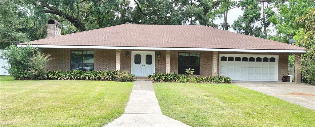 114 Golfview Lane - Photo 1