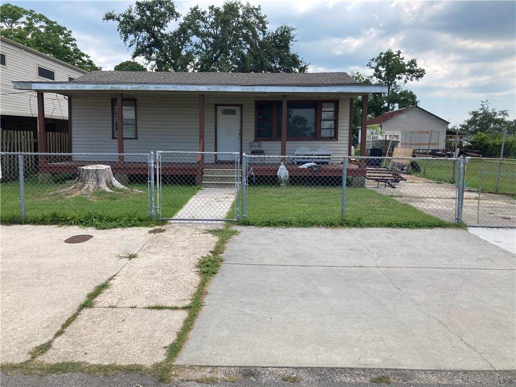 135 Bonner Street - Photo 1